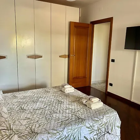 Διαμέρισμα Eur Con Piscina Esterna Ρώμη
