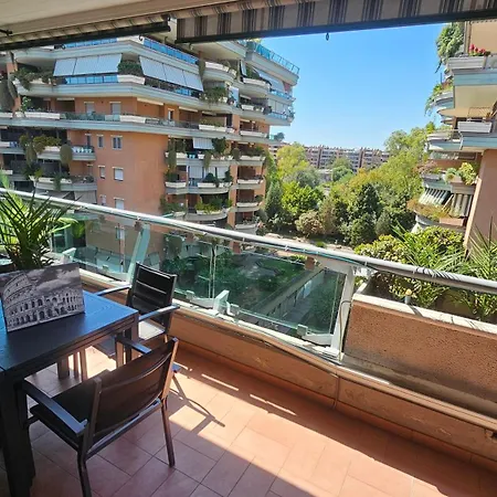 Eur - Vicino Nuvola E Palasport Apartment